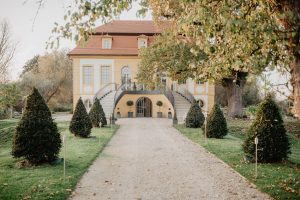 heiraten in bamberg Aufseßhoeflein 300x200 - Heiraten in Bamberg - Alle 5 standesamtlichen Trauorte auf einen Blick (UPDATED 2020)